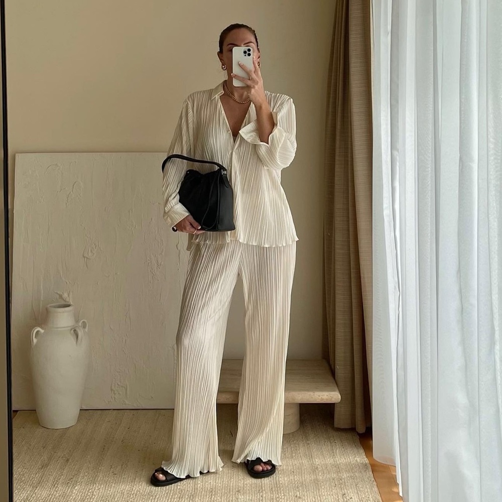 Showpo Cream Set